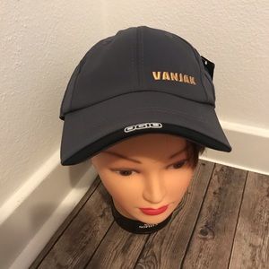 Ogio vanjak adjustable back gray hat NWT